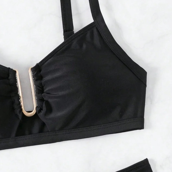 Black Women's Beach Two-Piece Bikini Set - Picture 7 of 8